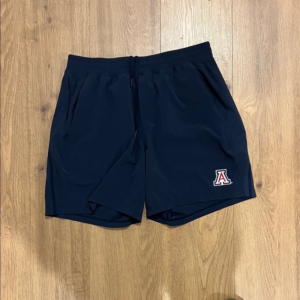 Men's Lululemon Pacebreaker Navy 7”Athletic Shorts